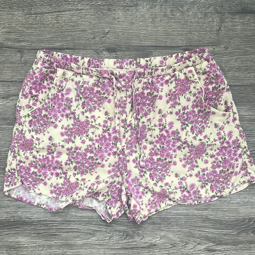 Heartloom | Purple Micro Floral Lined Drawstring Lounge Shorts Small